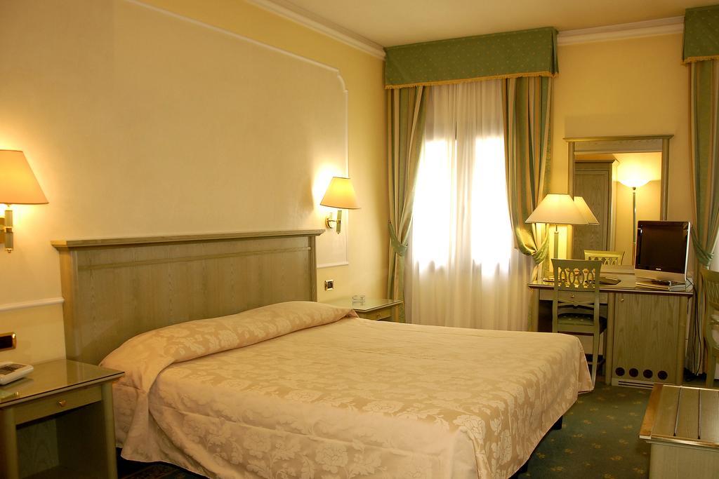 Hotel Donatello بادوفا المظهر الخارجي الصورة