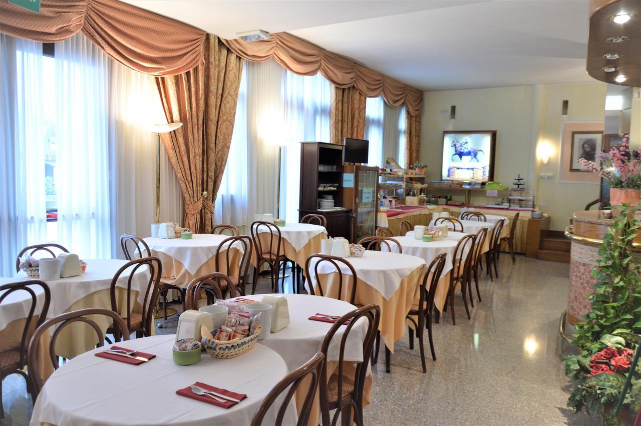 Hotel Donatello بادوفا المظهر الخارجي الصورة