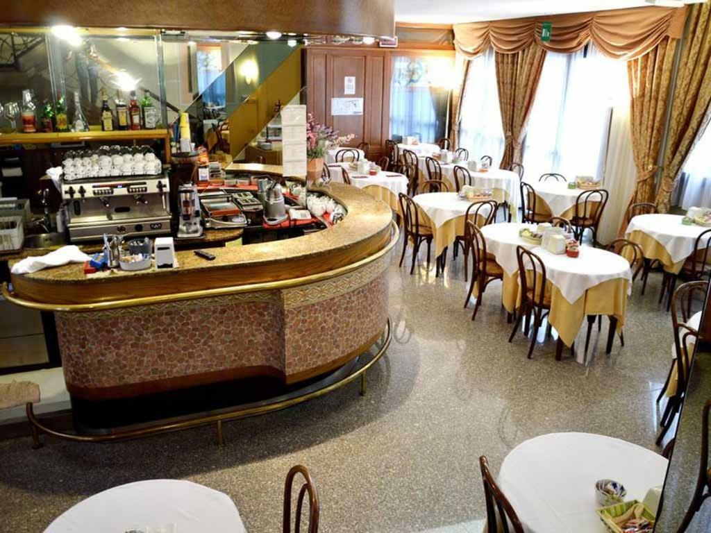 Hotel Donatello بادوفا المظهر الخارجي الصورة